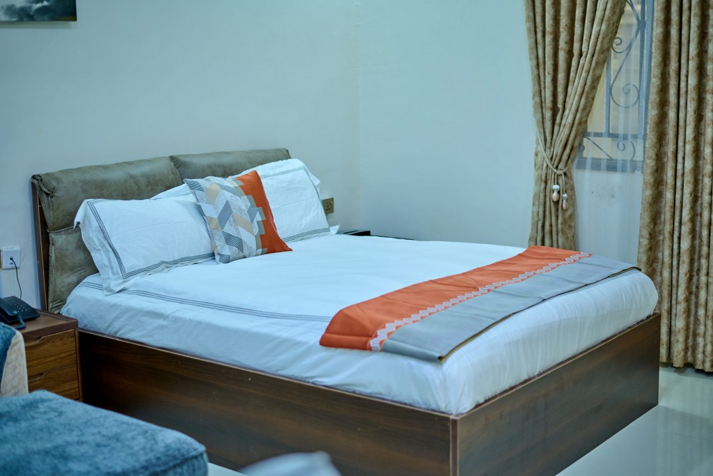 Duluxe Studio